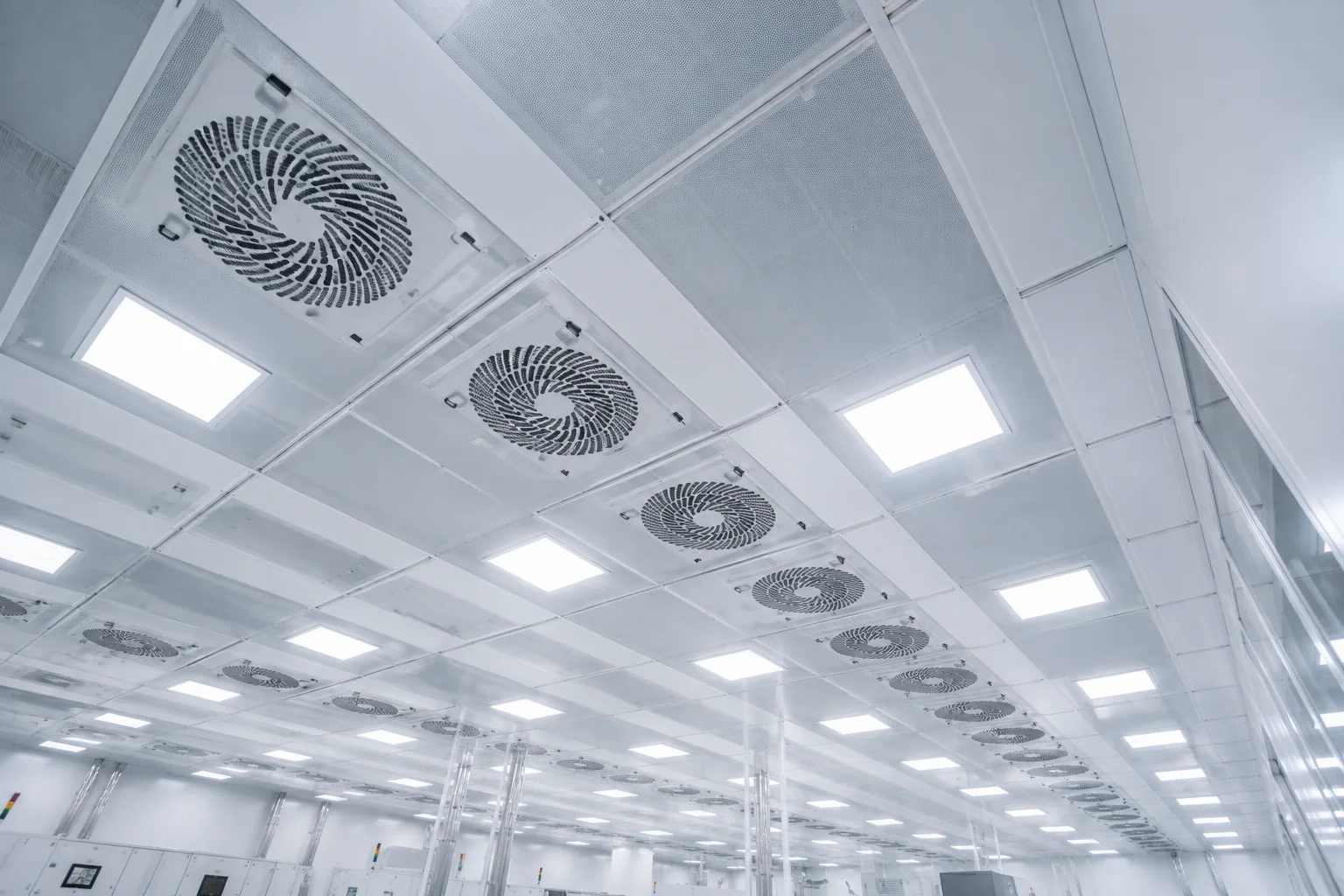Chi tiết panel và đầu cuối gió